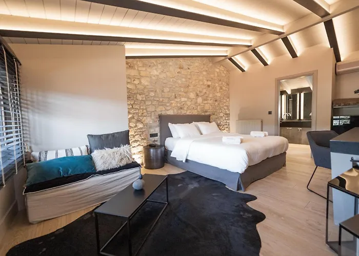 Anesis Hotel