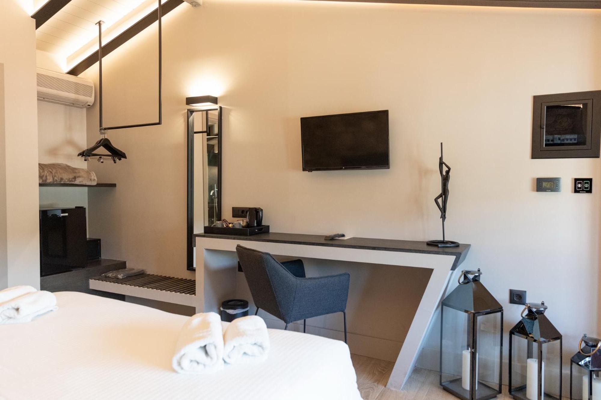 Hotel Anesis